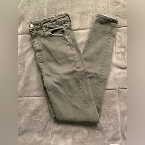 Green American Eagle Super Hi-Rise Jegging